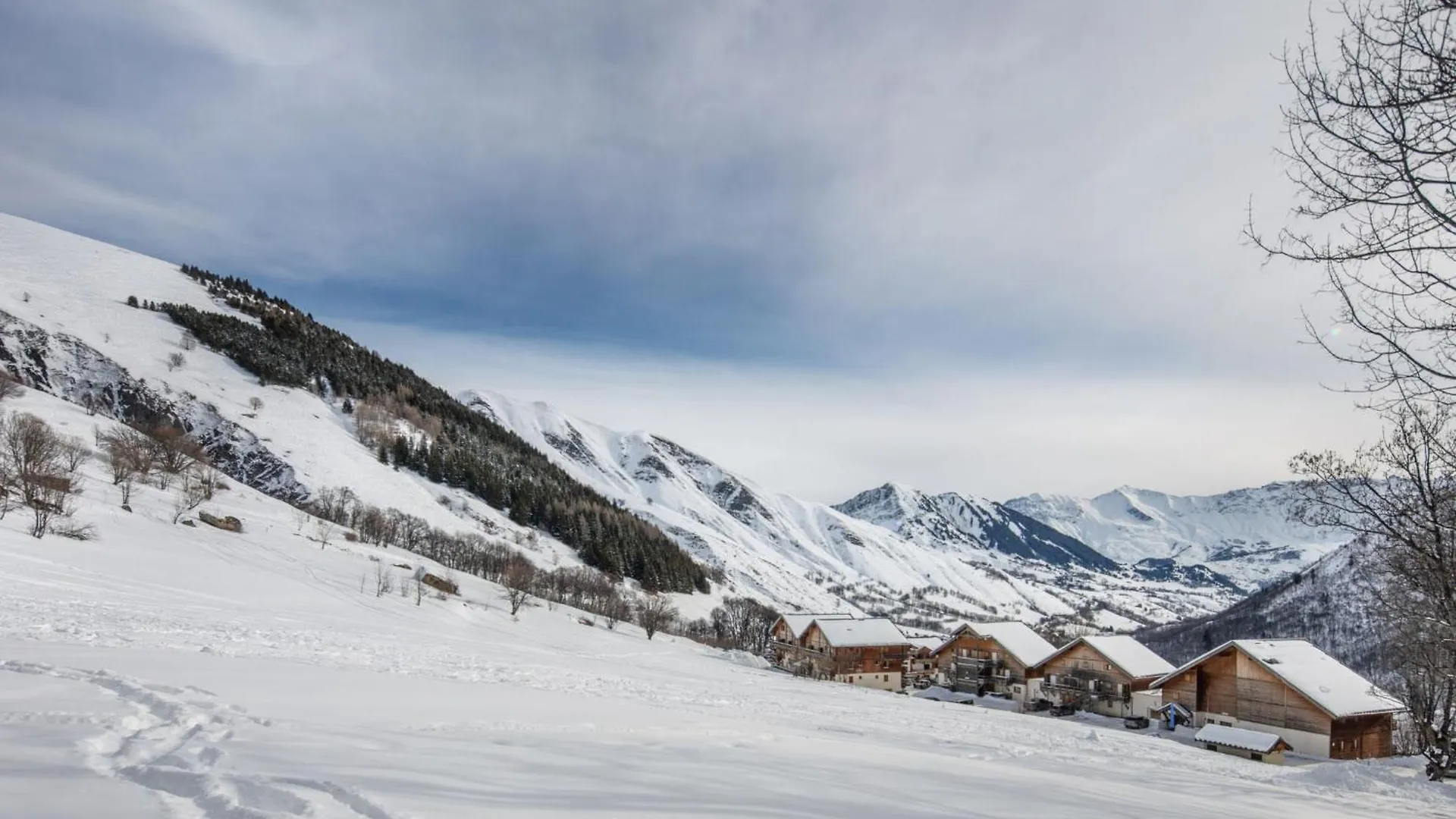 Apartment Les Huskies By Interhome Saint-Sorlin-d'Arves